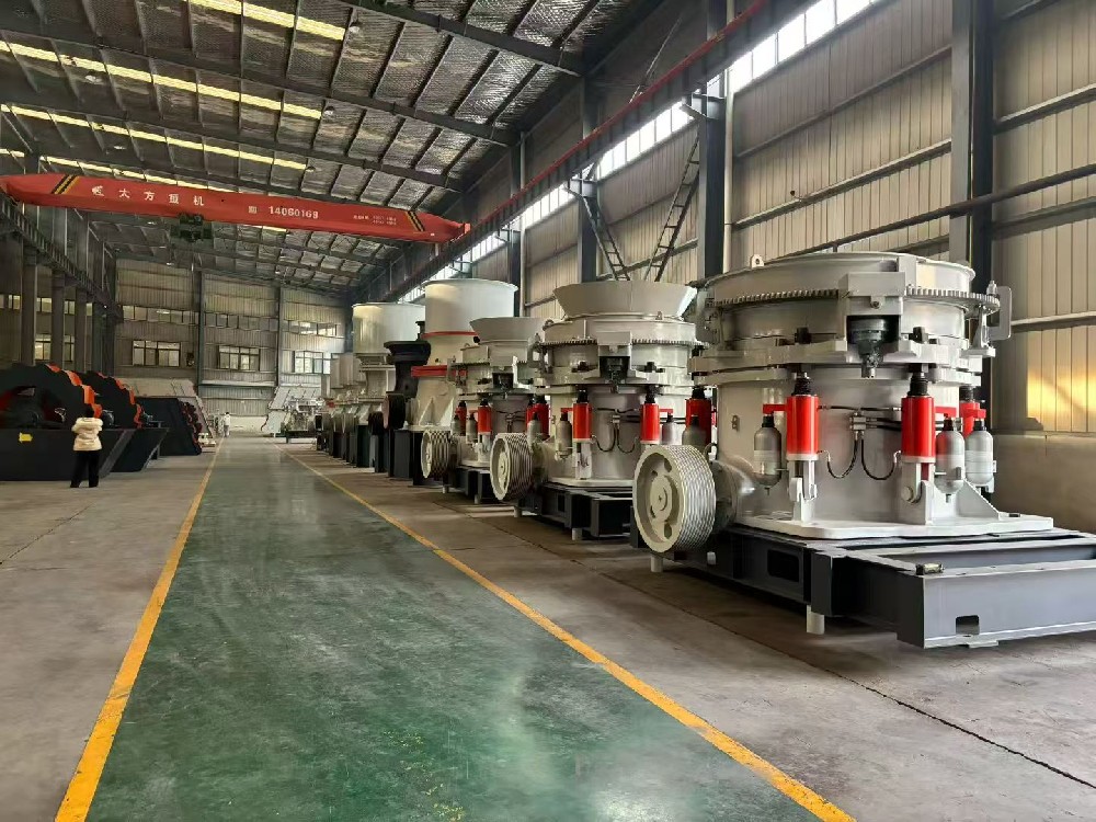 Multi-cylinder cone crusher on-site in the workshop