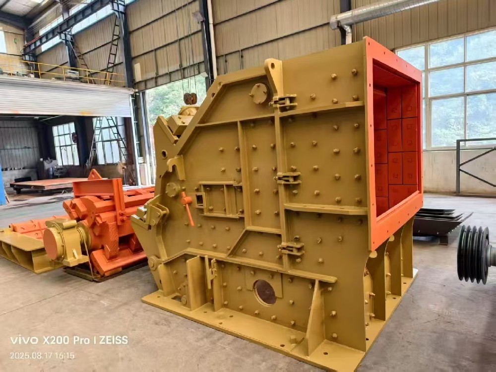 LF large diameter impact crusher